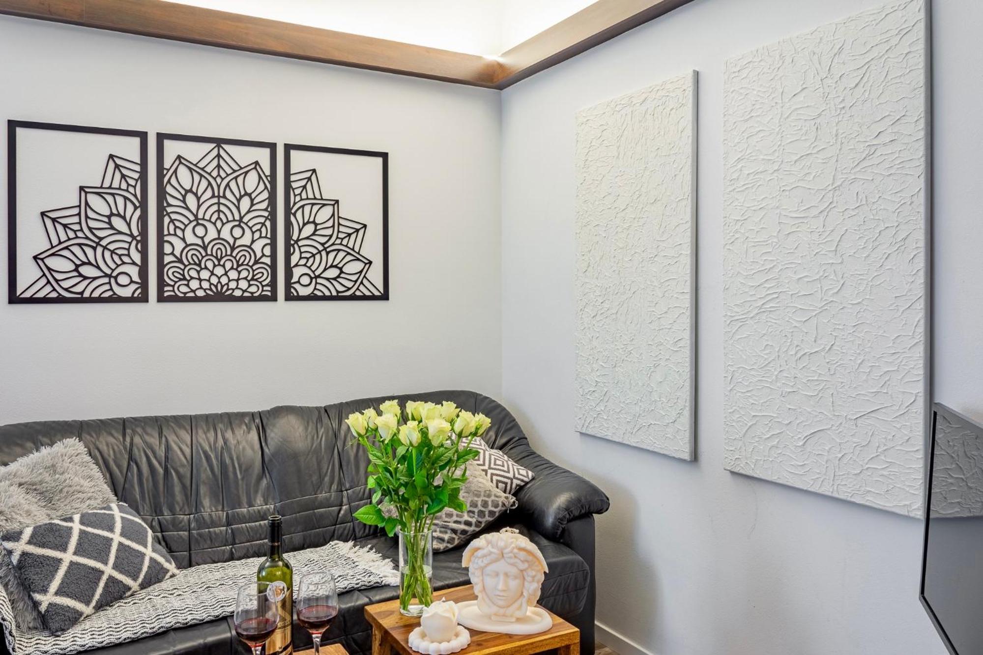 Natural-Style Apartment In The Centre Of ברטיסלאבה מראה חיצוני תמונה
